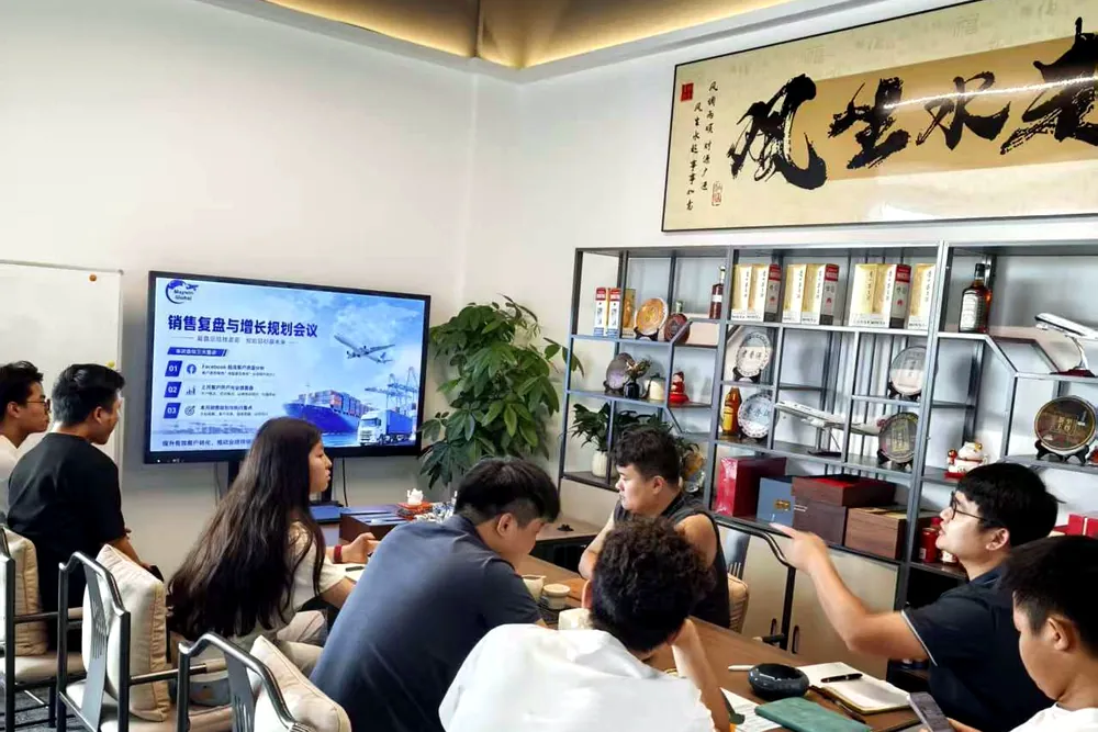 Team meeting in the Shenzhen office