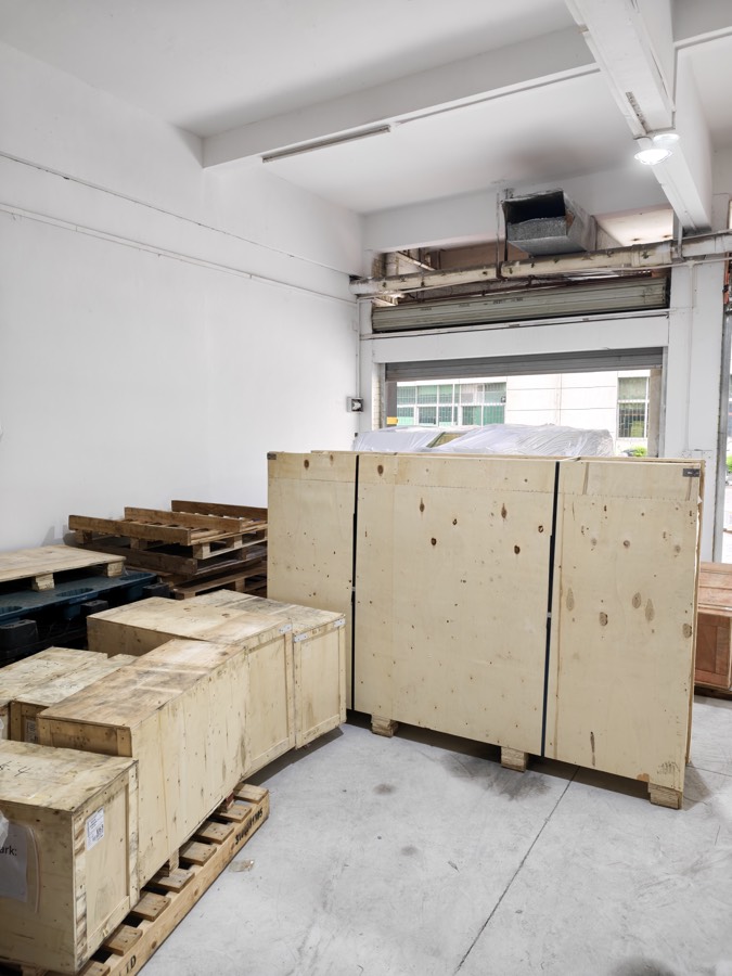 Yuntuo cargo consolidation warehouse in China